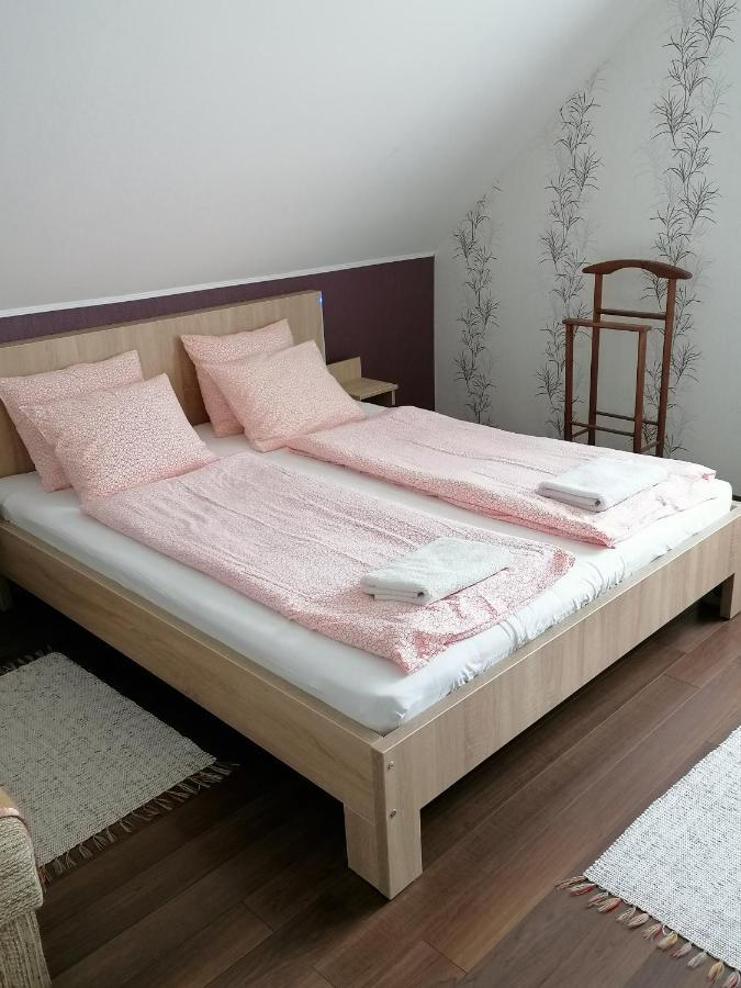 Fadora Apartman Tihany Ngoại thất bức ảnh
