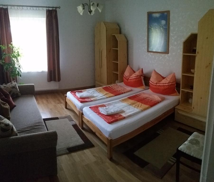 Fadora Apartman Tihany Ngoại thất bức ảnh