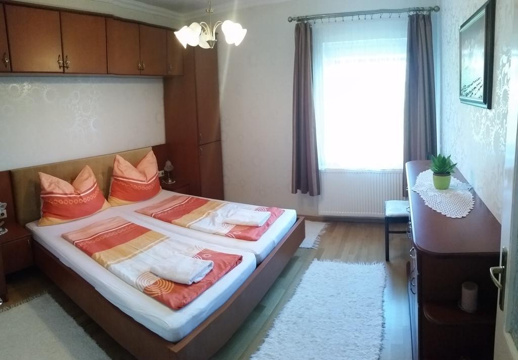 Fadora Apartman Tihany Ngoại thất bức ảnh